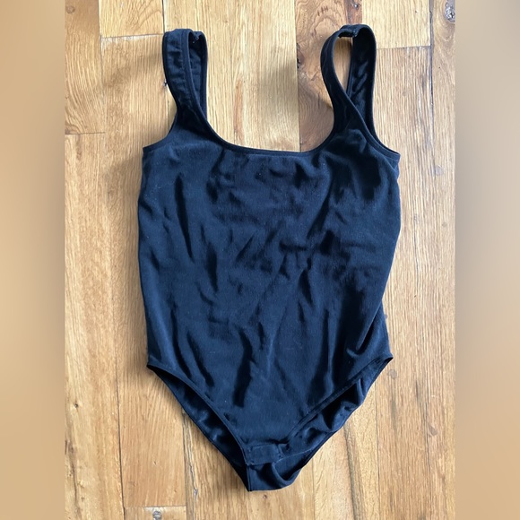Boody Ribbed Square Neck Bodysuit Like New! - Sz M 🔥 - Picture 3 of 6